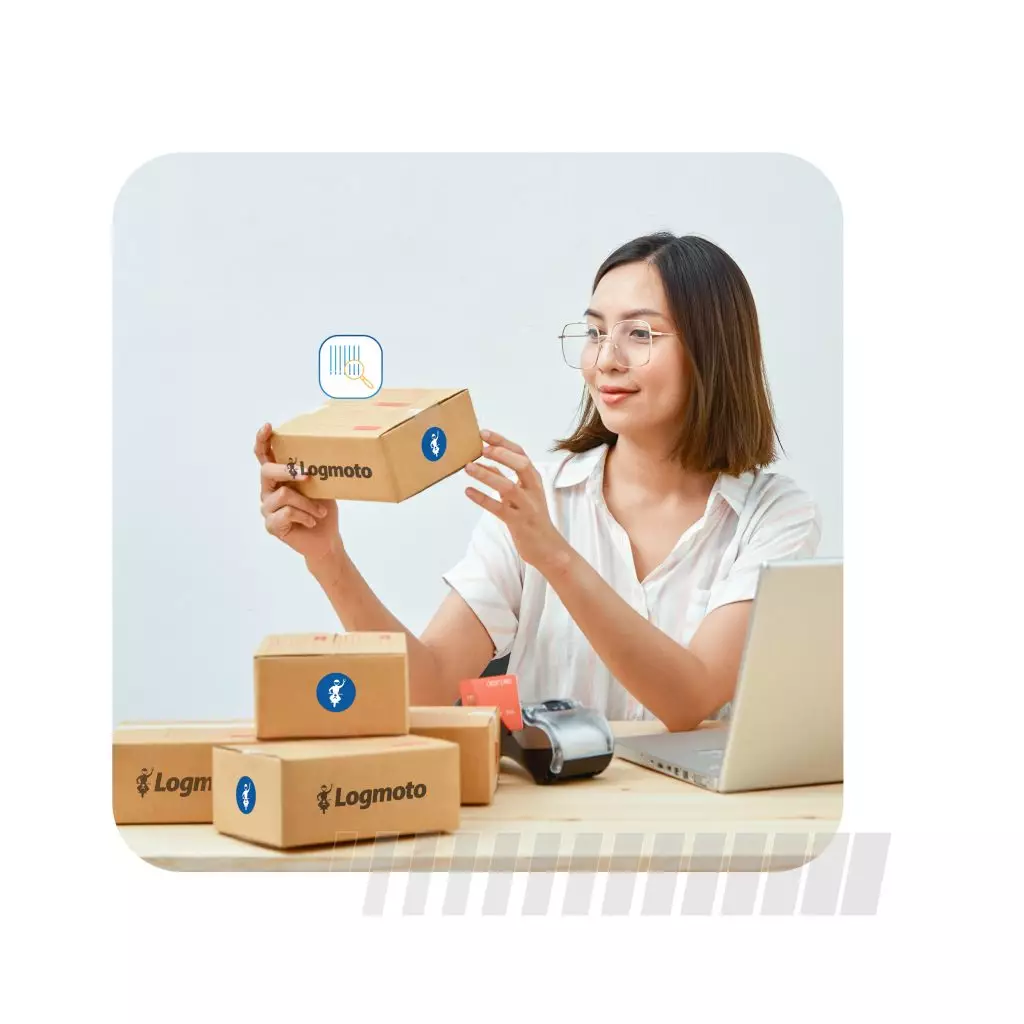 IMAGEM MULHER CAIXA DE ECOMMERCE jpg